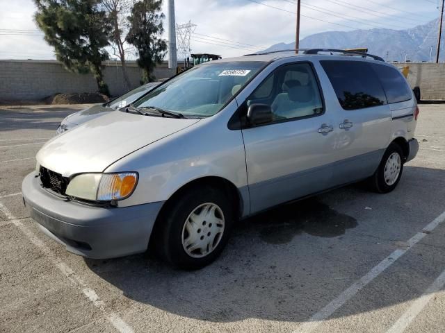 2003 Toyota Sienna CE