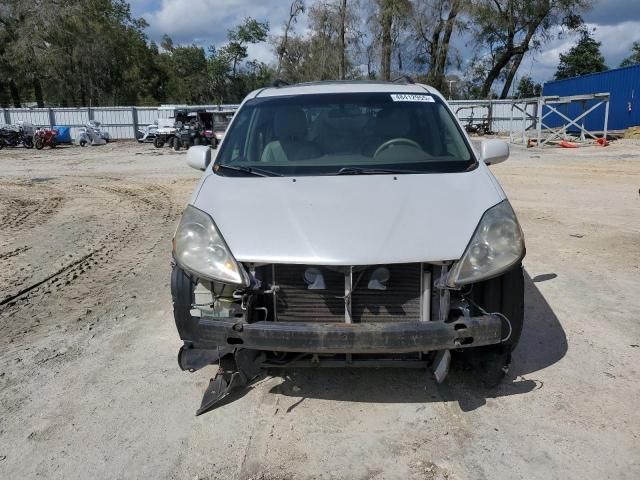 2008 Toyota Sienna XLE