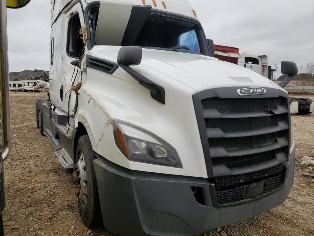 2020 Freightliner Cascadia 1 Truck Tractor