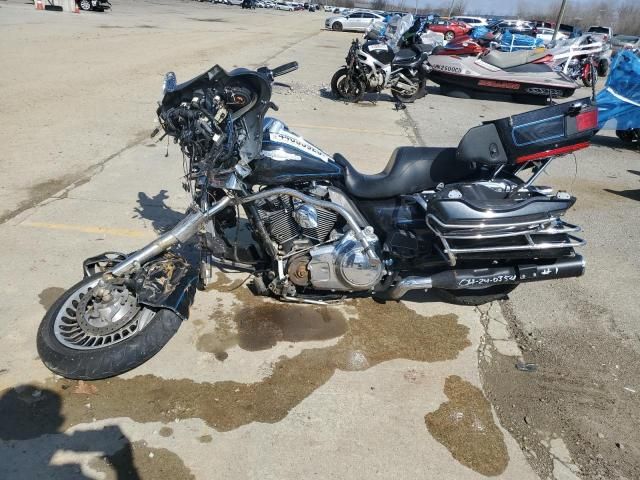 2010 Harley-Davidson Flhtcu Shrine