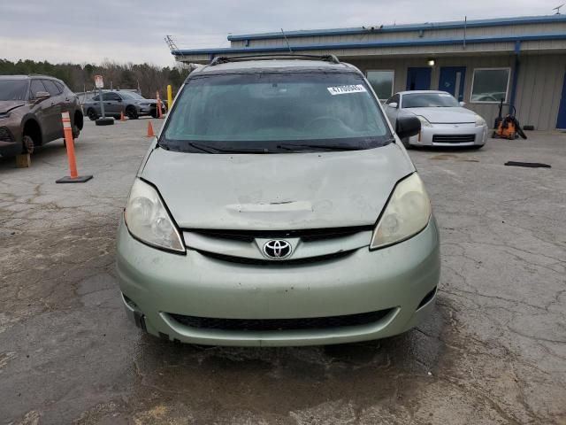 2006 Toyota Sienna CE