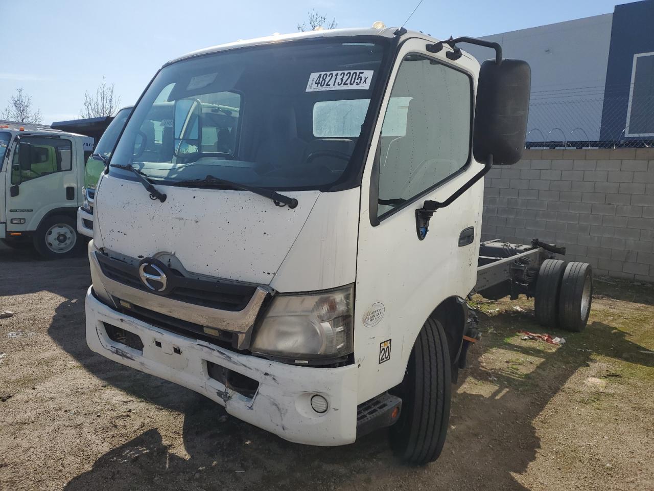 2014 Hino 195