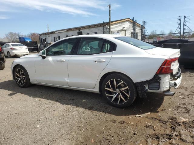 2020 Volvo S60 T6 Momentum