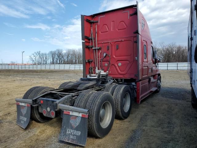2017 Freightliner Cascadia 125 Semi Truck