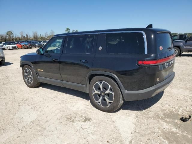 2024 Rivian R1S Adventure