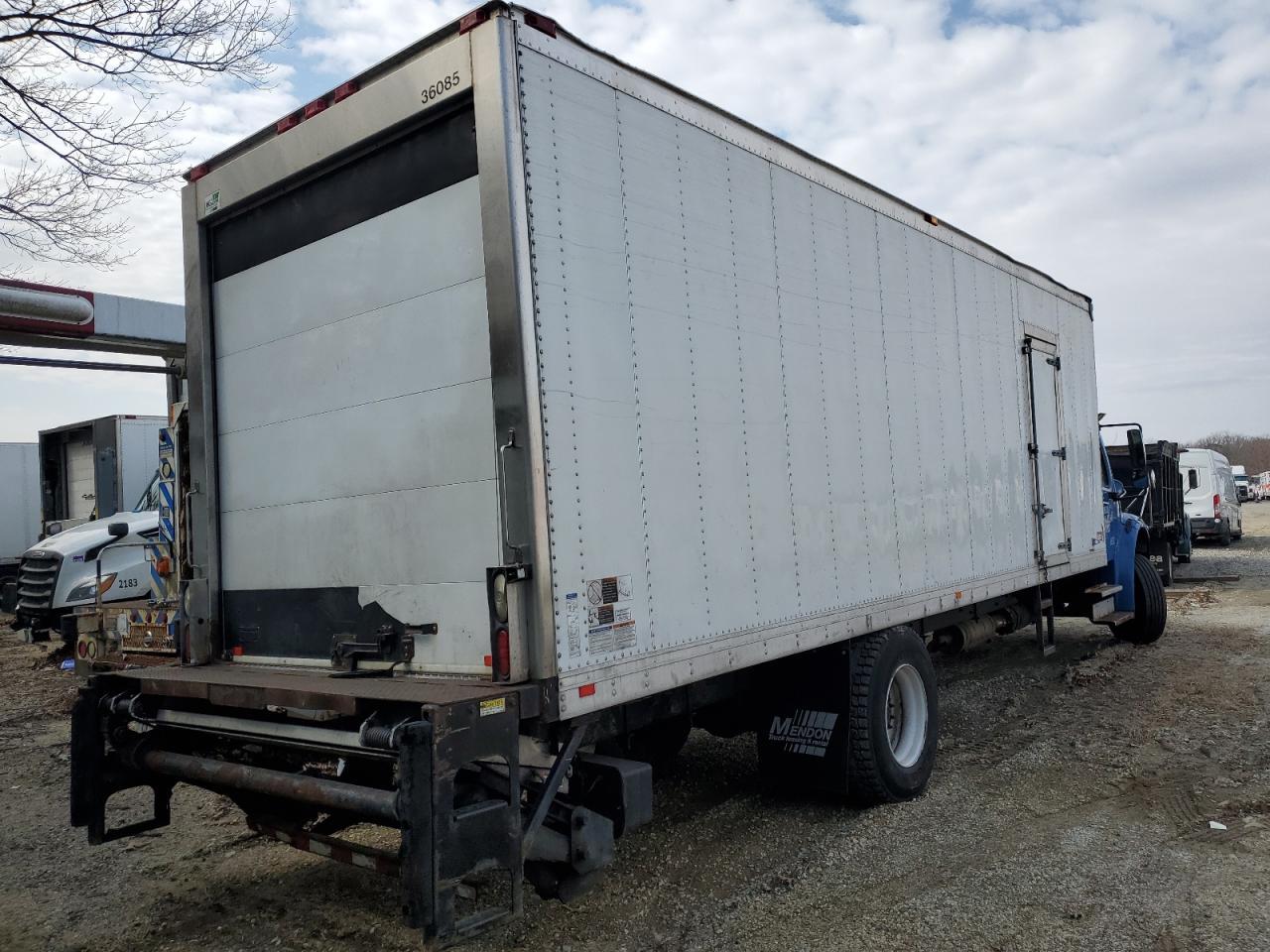 2016 Freigliner 2016 Freightliner Business Class M2 Refrigerated T