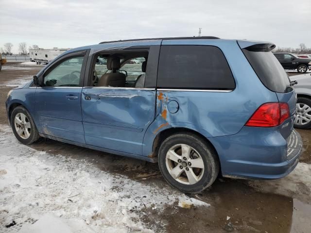 2012 Volkswagen Routan SE