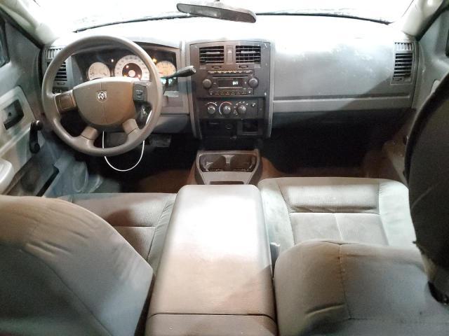 2005 Dodge Dakota Quattro