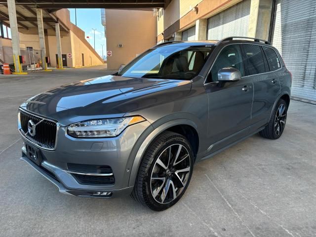 2019 Volvo XC90 T6 Momentum