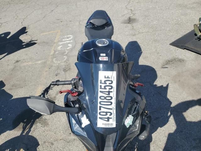 2011 Kawasaki ZX1000 J