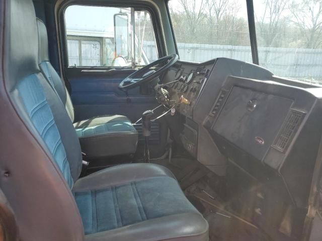 1993 Peterbilt 378 Semi Truck