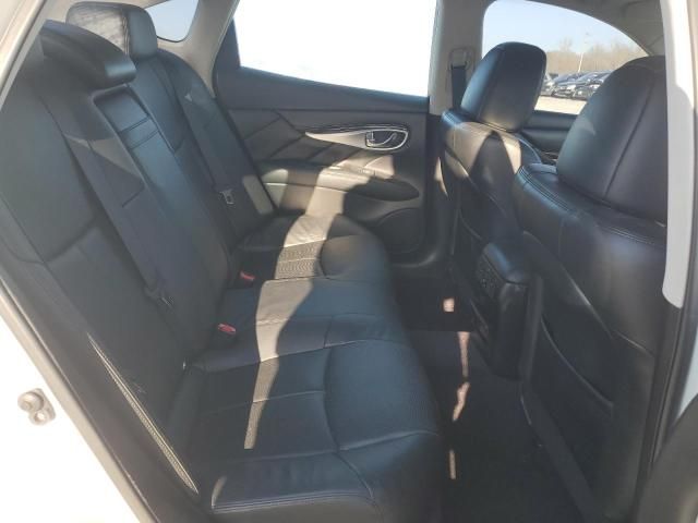 2013 Infiniti M37