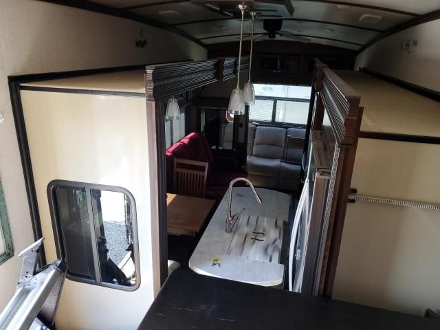 2018 Jayco Pinnacle