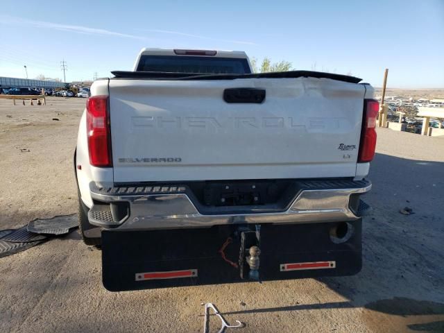 2023 Chevrolet Silverado K3500 LT