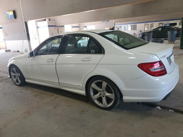 2014 Mercedes-Benz C 250