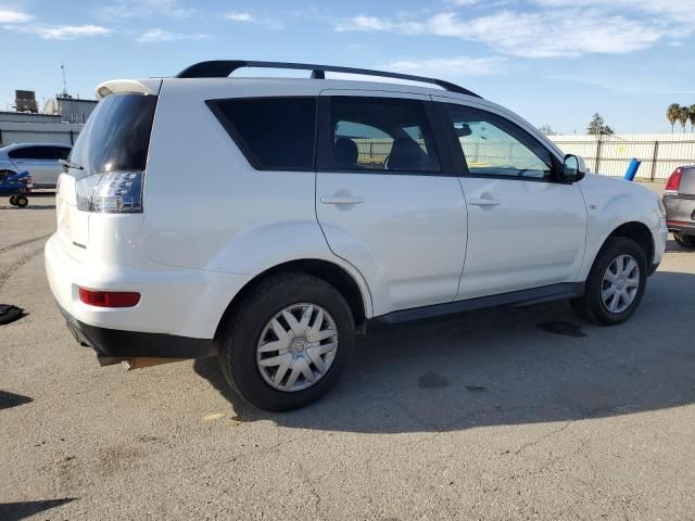 2012 Mitsubishi Outlander ES