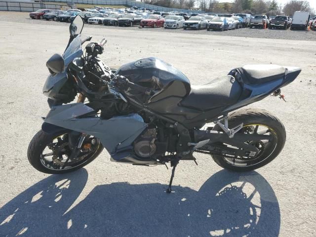 2023 Honda CBR500 RA