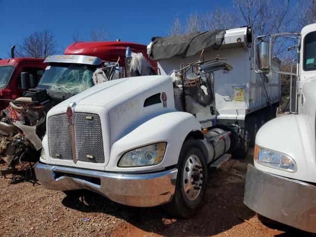 2012 Kenworth Construction T370