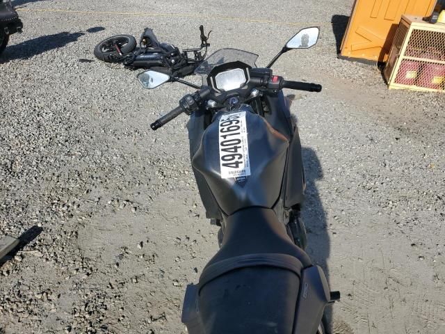 2023 Kawasaki EX650 R