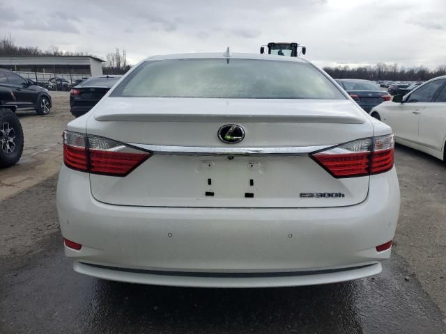 2015 Lexus ES 300H