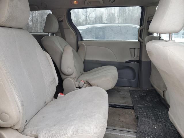 2011 Toyota Sienna