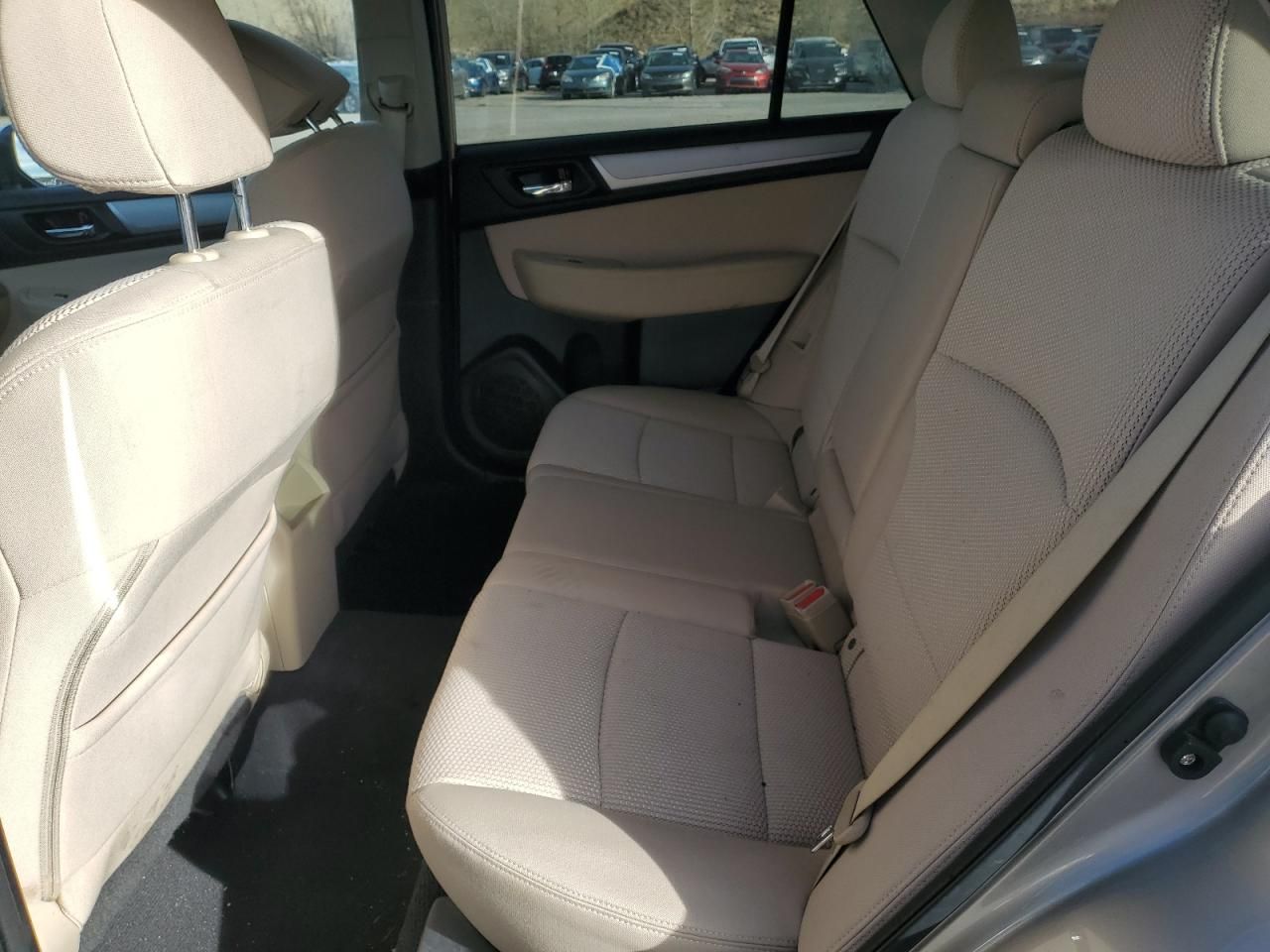 2016 Subaru Outback 2.5i Premium