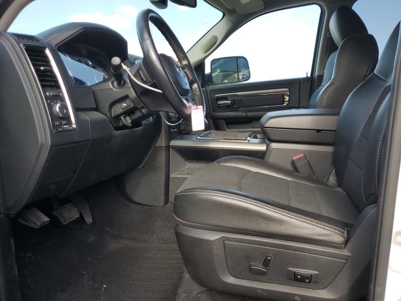 2014 Dodge RAM 1500 Sport