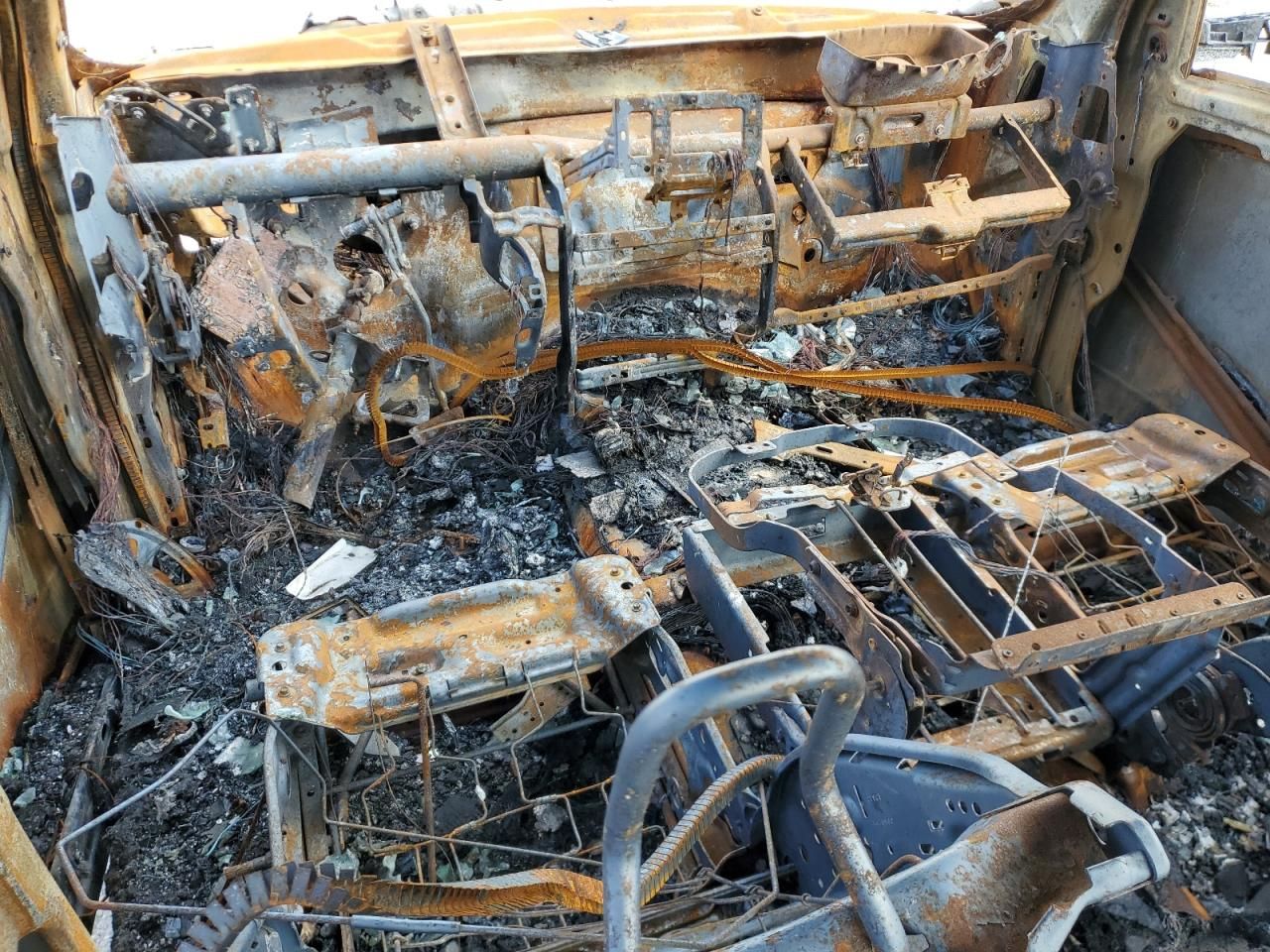 2024 Dodge Ram 1500 Classic slt