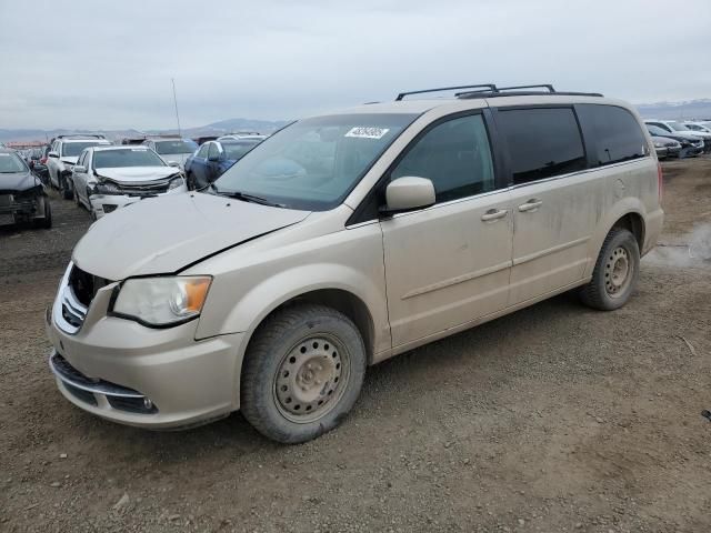 2013 Chrysler Town & Country Touring