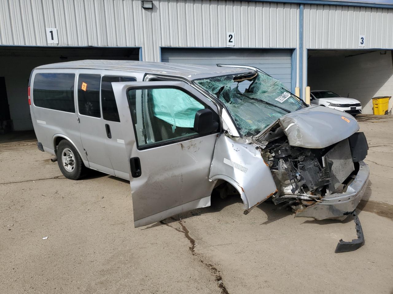 2023 Chevrolet Express G2500 LS