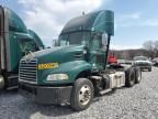 2013 Mack CXU600 Semi Truck