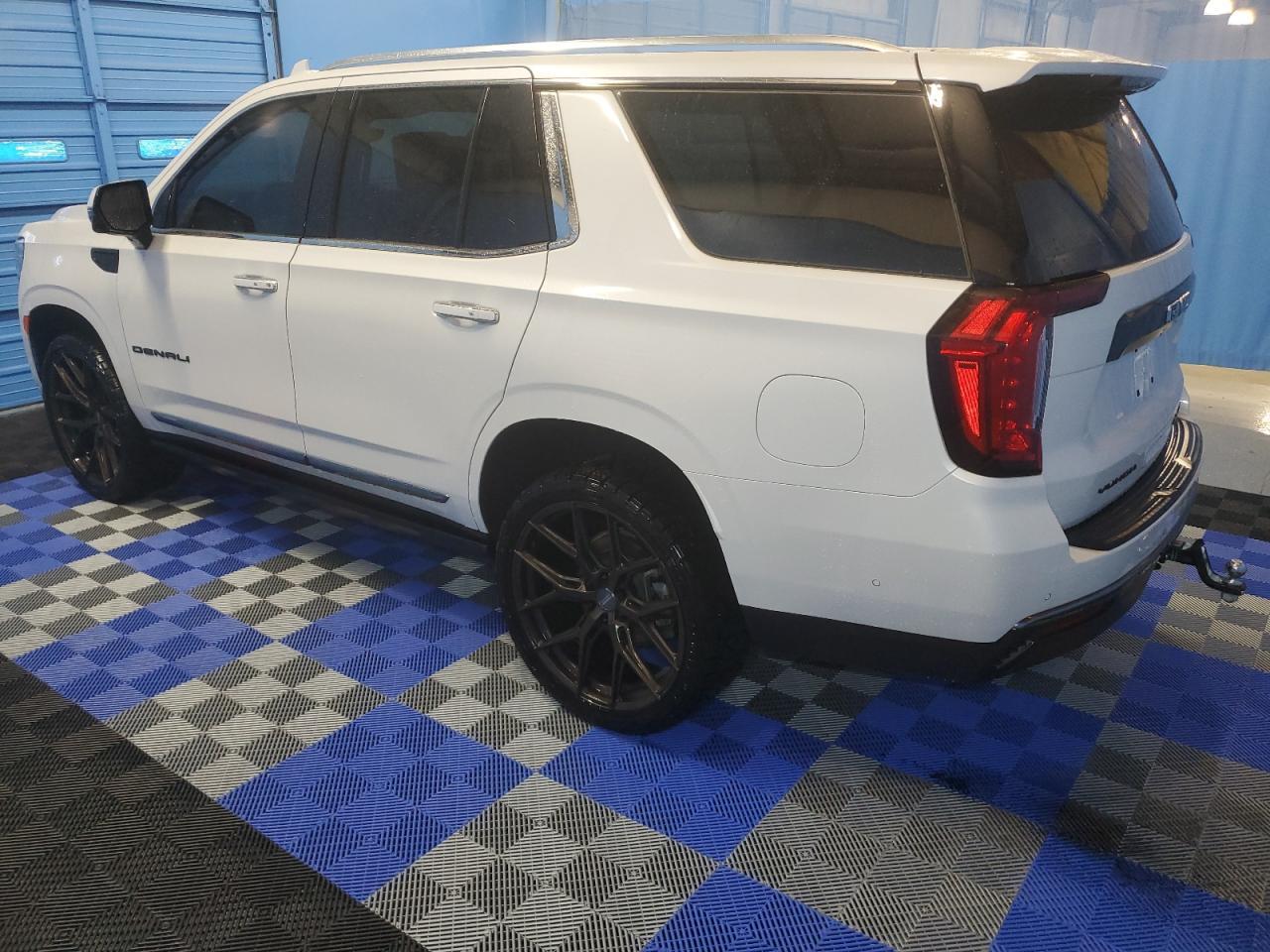 2023 GMC Yukon Denali Ultimate