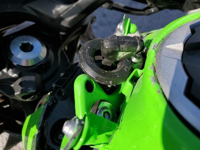 2025 Kawasaki EX650 P