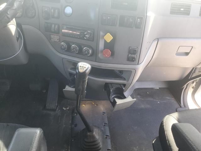 2015 Peterbilt 579 Truck Cab AND Chassis