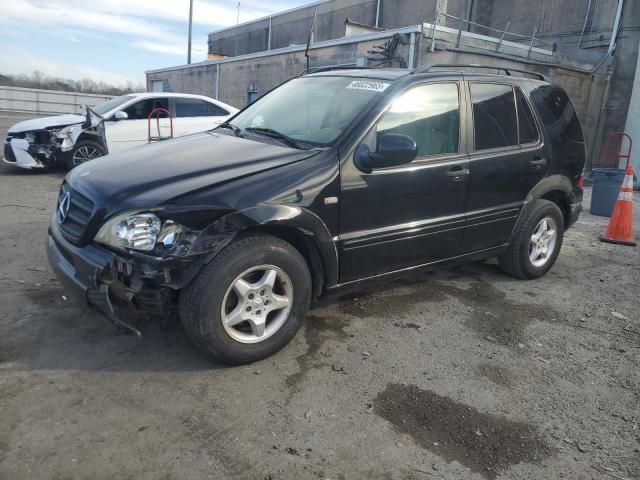 2000 Mercedes-Benz ML 320