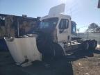 2011 Freightliner Cascadia 125 Semi Truck