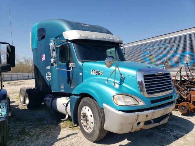 2005 Freightliner Columbia Semi Truck