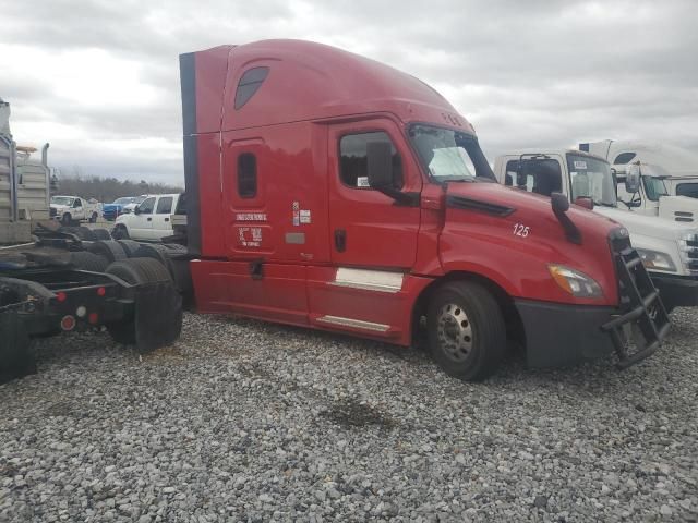 2020 Freightliner Cascadia 126 Semi Truck