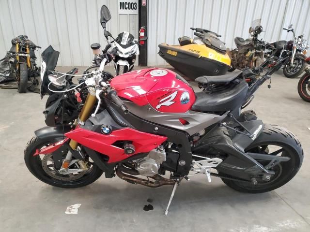 2015 BMW S 1000 R