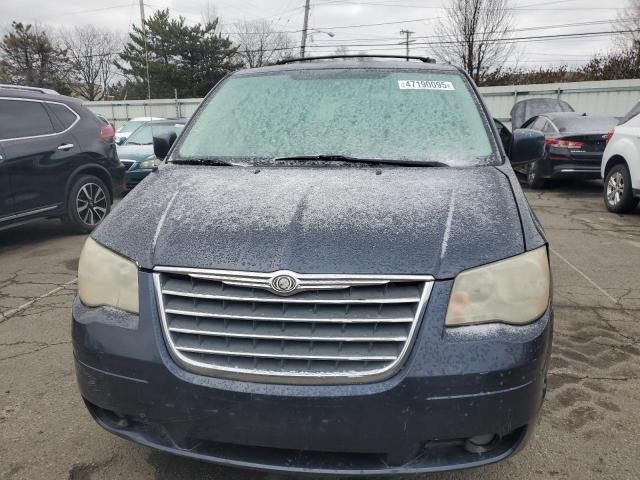 2008 Chrysler Town & Country Touring