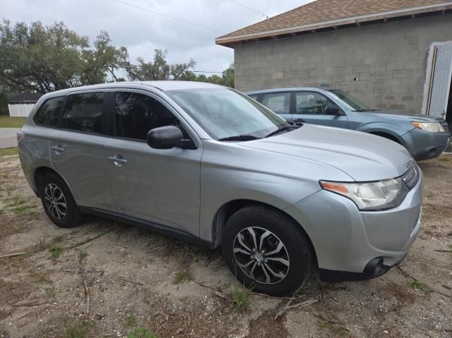 2014 Mitsubishi Outlander ES