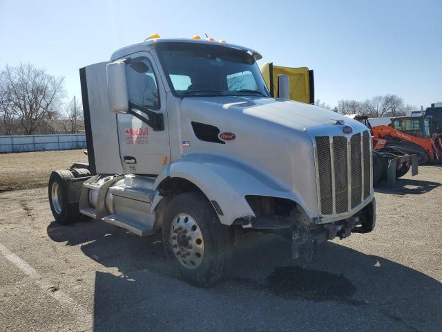 2021 Peterbilt 579 Semi Truck