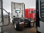 2014 Kenworth T680 Semi Truck