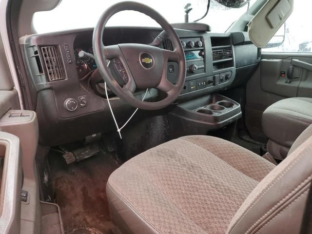 2017 Chevrolet Express G3500 LT