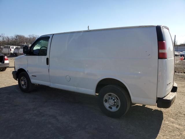 2005 Chevrolet Express G2500