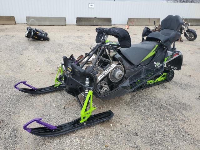 2019 Arctic Cat Snowmobile