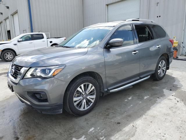 2020 Nissan Pathfinder SV