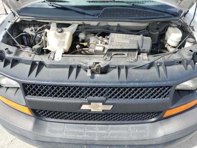 2013 Chevrolet Express G2500
