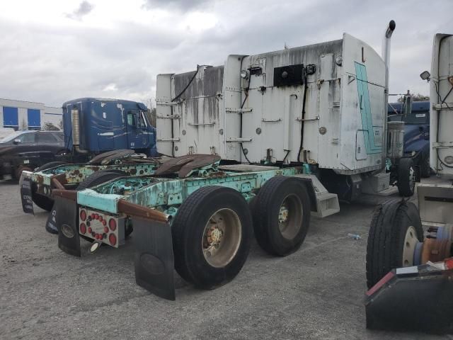 1998 Peterbilt 379