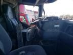 2000 Volvo VNL Semi Truck